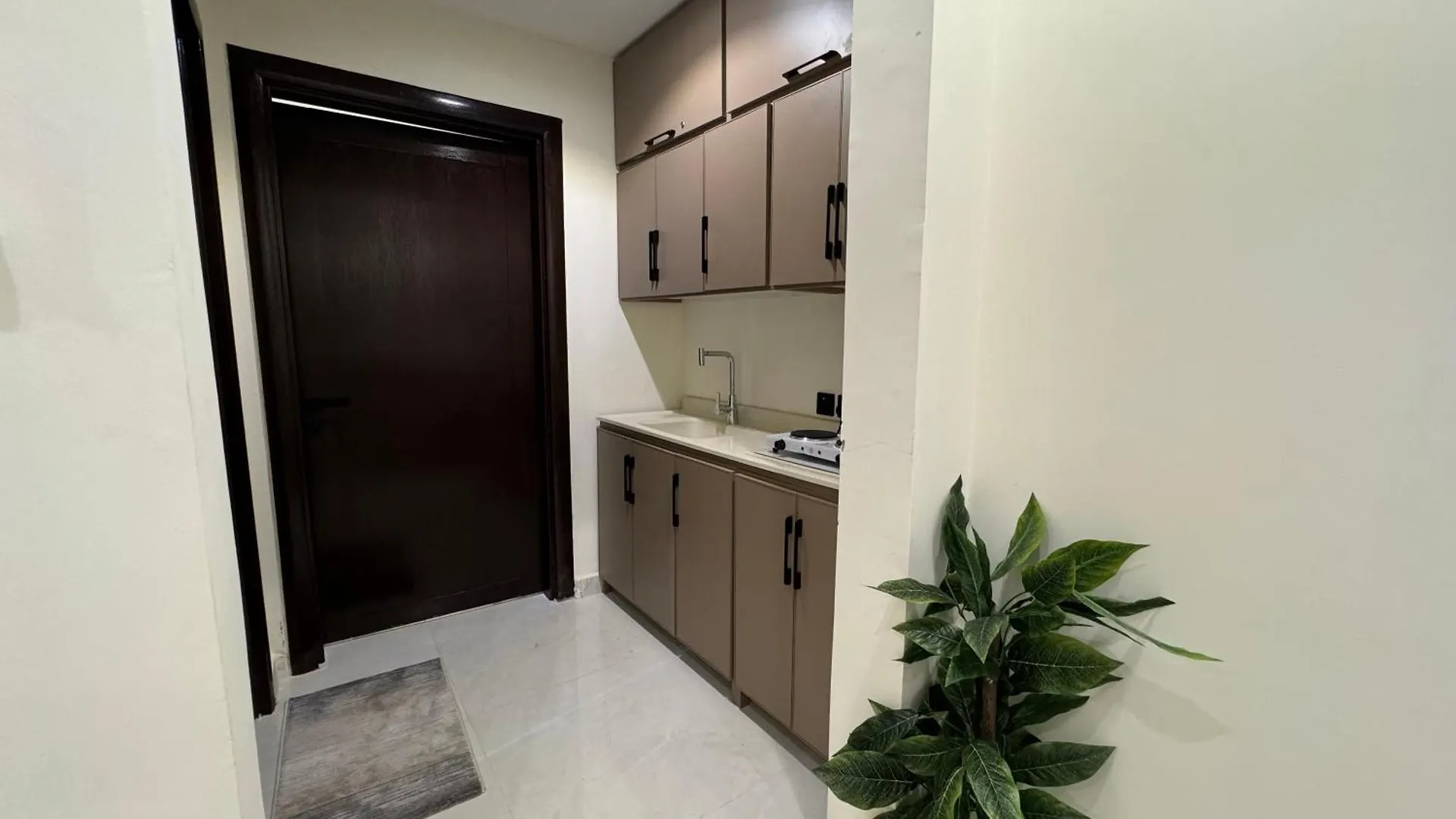 شقة مميزة وانيقة حي حطين مدخل ذكي Riyadh Apartment